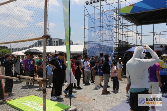 年中国无人机竞速联赛首站开赛，近千名运动员上演天空“狂飙”！