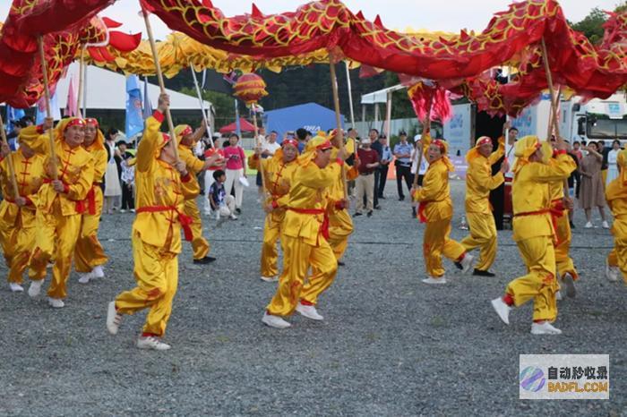 年中国无人机竞速联赛首站开赛，近千名运动员上演天空“狂飙”！