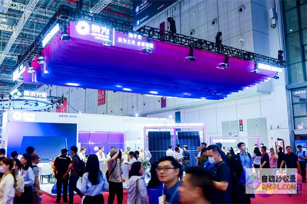 泉为科技：海上光伏技术闪耀SNEC，TUV南德颁发官方认证证书！