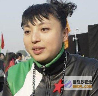 知情人 湖南夫妻吵架妻子跳湖丈夫施救双双溺亡 上班面子孩子6岁 (知情人是指)