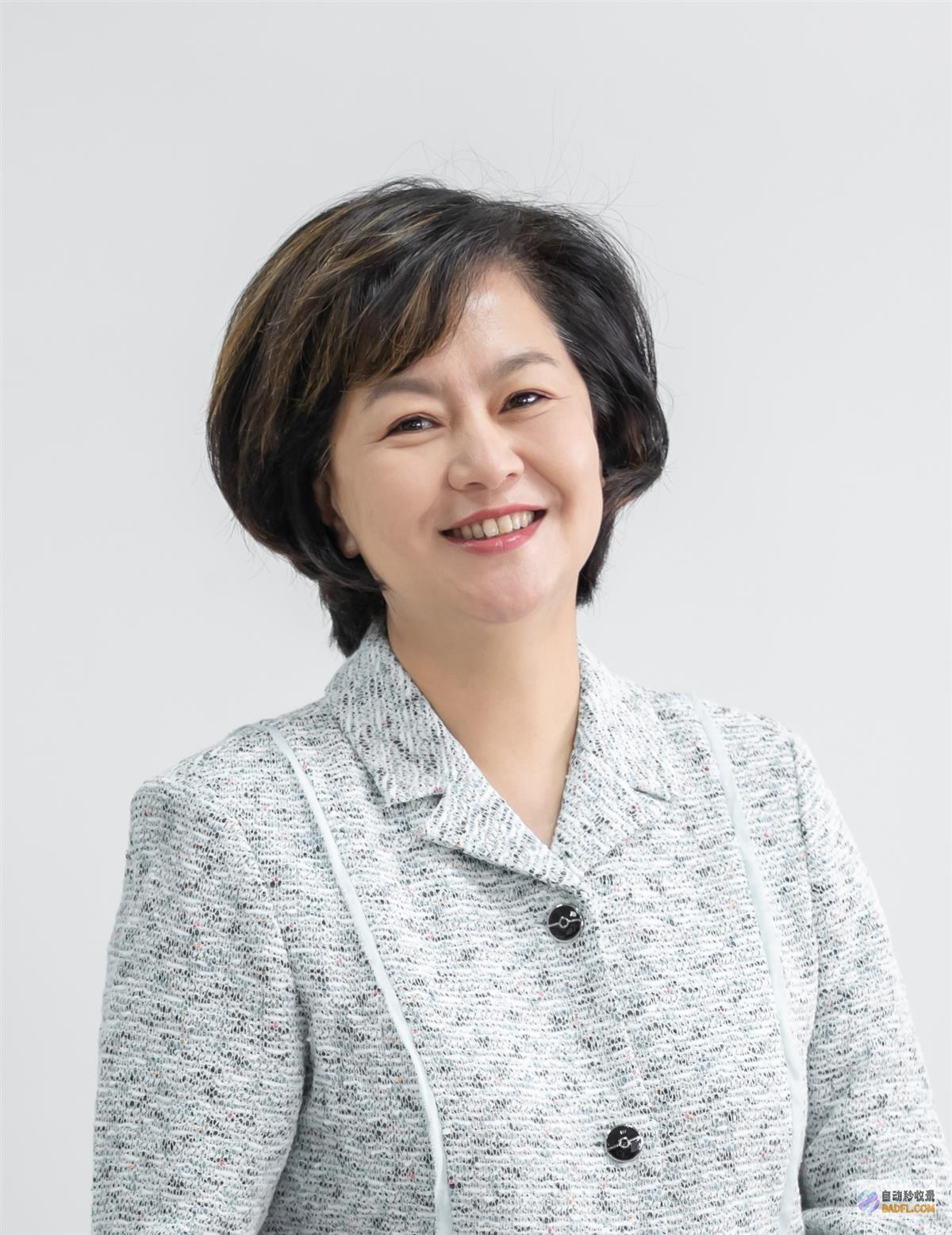 鞠萍姐姐孩子的性情应该排在分数前面来听她的教