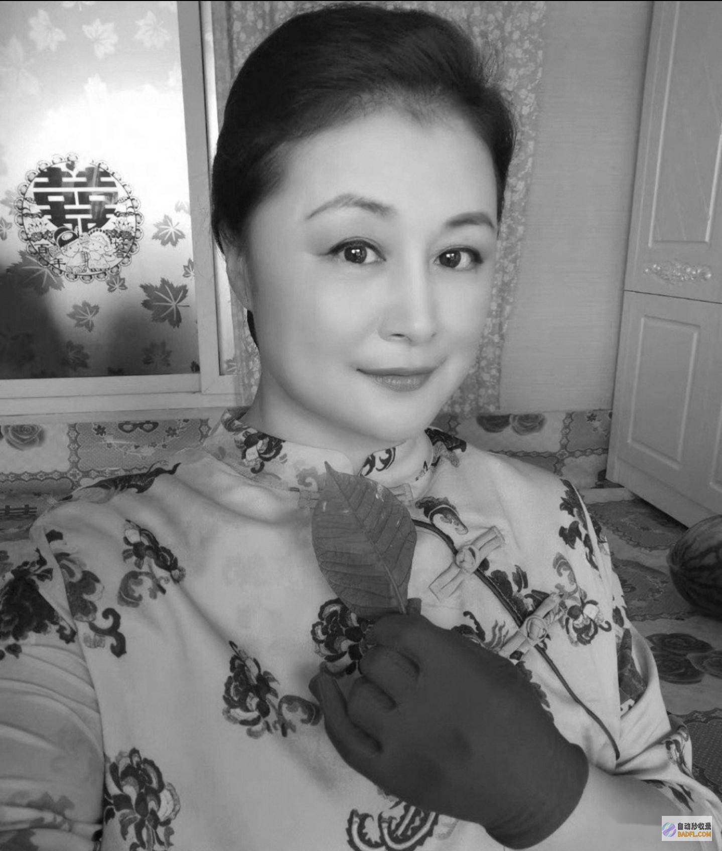 曝女李青青车祸身亡最后自拍画面曝光清晨撞