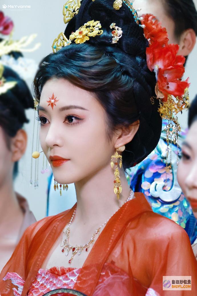 李云霄央视太给自己长脸演唐朝贵妃满脸肉感富态