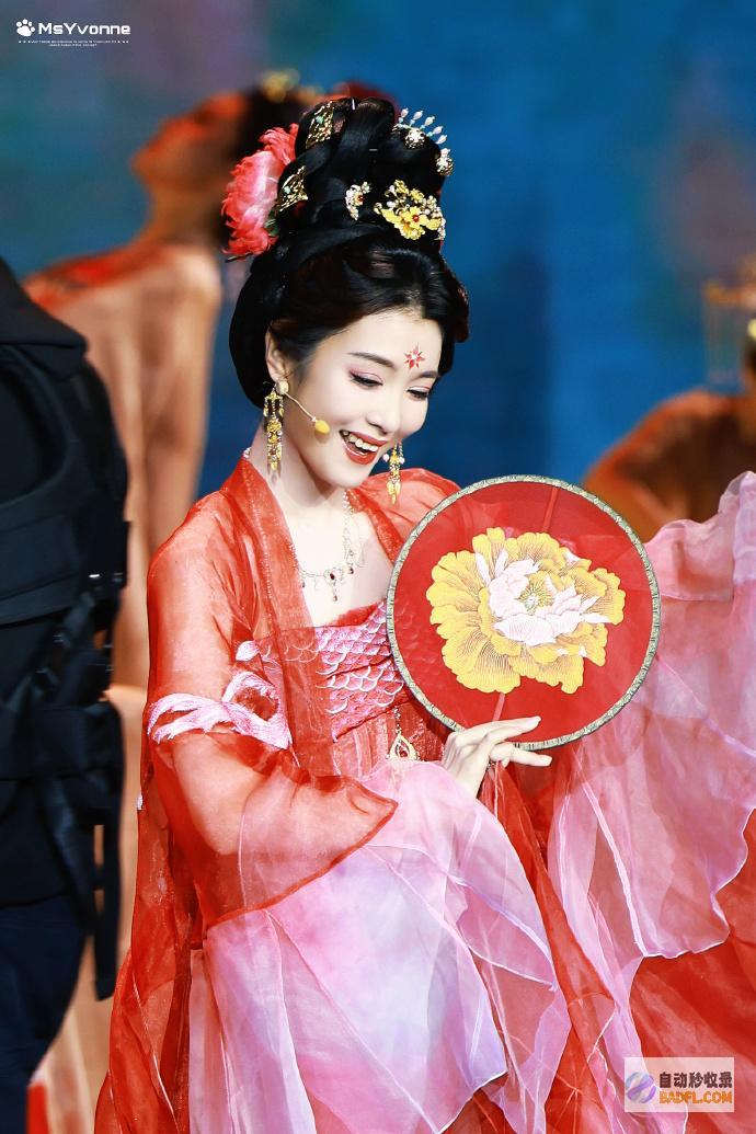 李云霄央视太给自己长脸演唐朝贵妃满脸肉感富态
