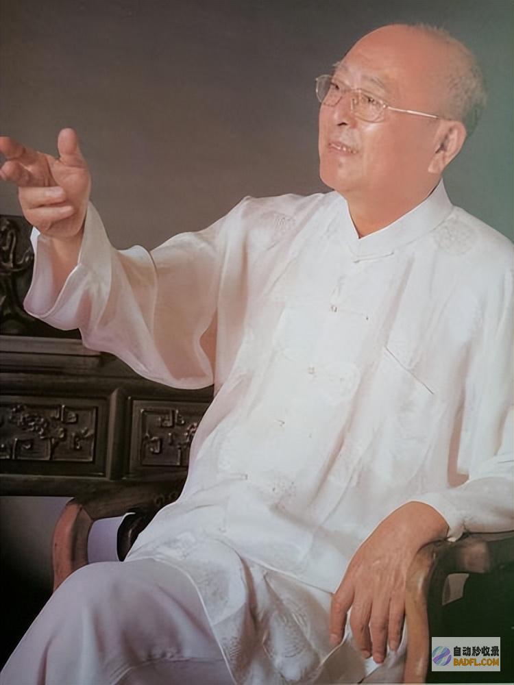 54岁聪慧儿子故意结演周恩来拿下金鸡奖影帝演员