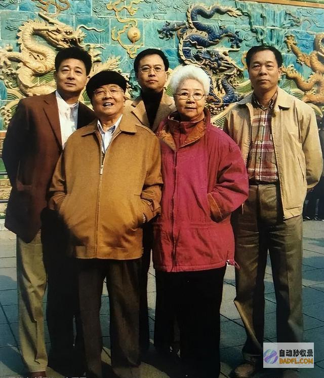 54岁聪慧儿子故意结演周恩来拿下金鸡奖影帝演员