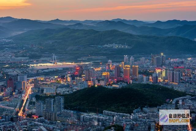 中国房价必定下跌普通人基本受不了暴跌带来的结