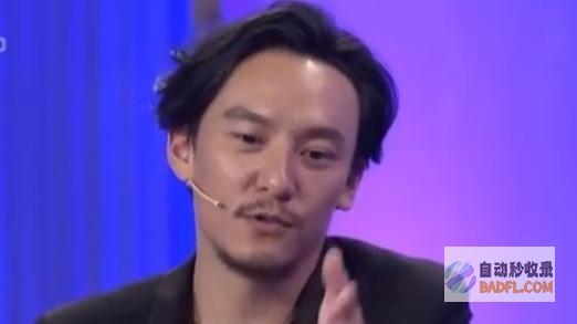 难以置信！男生为健身每天吃20个鸡蛋！网友评论 伤肾吧 (难以置信!男友搁家藏了50万张房卡!)