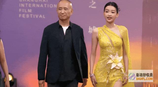 又乱穿黄晓明再拿影帝也太低调了上影