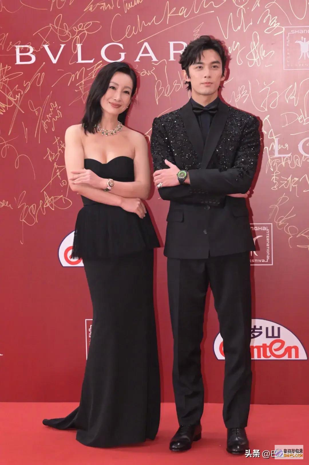 又乱穿黄晓明再拿影帝也太低调了上影