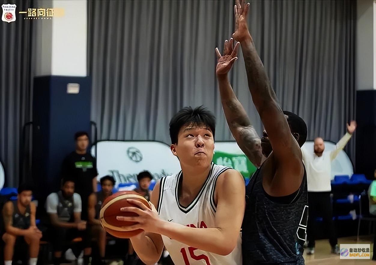 中国男篮夏天首战开打 三台直播 郭士强率新版国度队亮相 (中国男篮夏天热身赛程)
