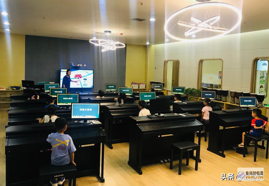中产父母发懵钢琴崩盘后卖琴的倒了学琴的哭了教