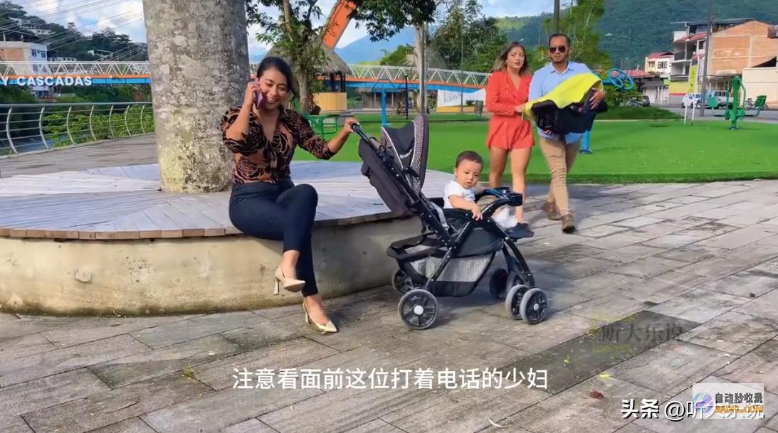 做的却浑然不知太大意人贩子抱走推车里的孩