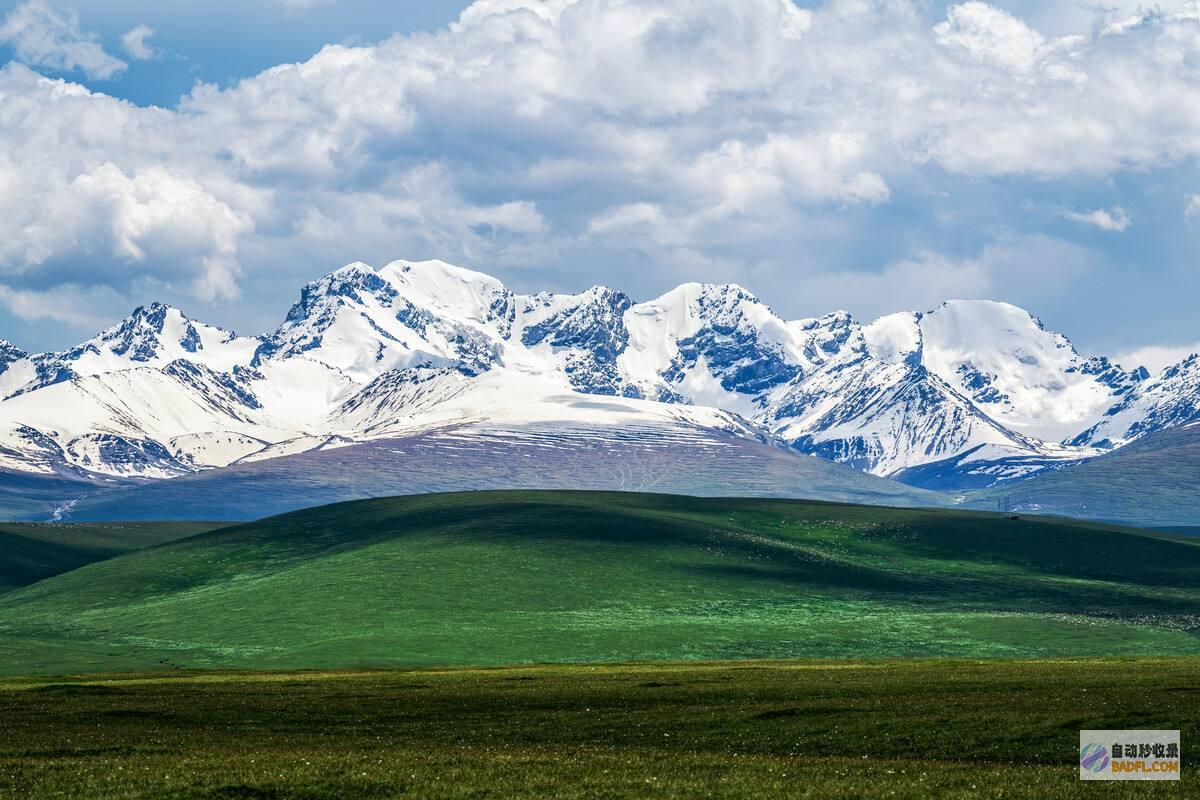 各地文旅纷繁坐不住了 笑不活了！新疆文旅把林降级硬转过去了 (各地文旅集团是干什么的)
