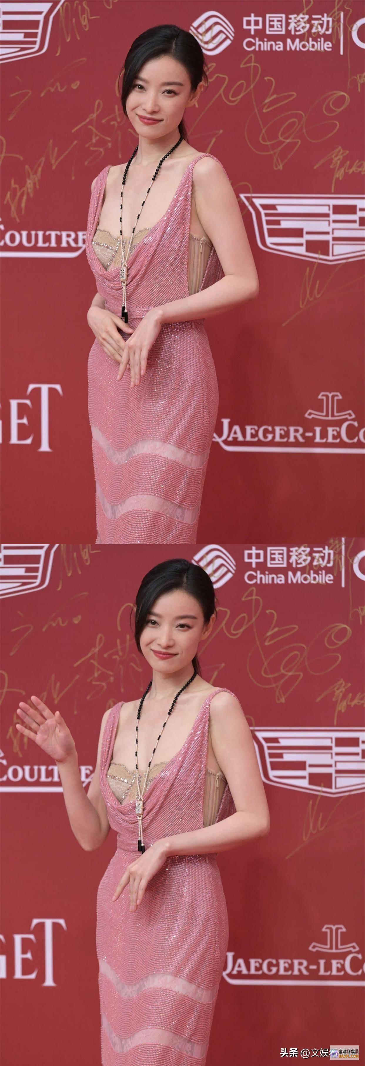 皮肤很黄显老仪态差36岁倪妮被偶遇一如既往小腹