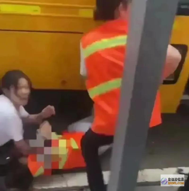 日自己被刺要素苏州3人被刺的假相被扒知情人爆