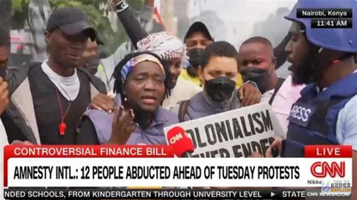 美国前总统奥巴马的姐姐在抗议示威优惠中遭袭击 (美国前总统奥马巴)
