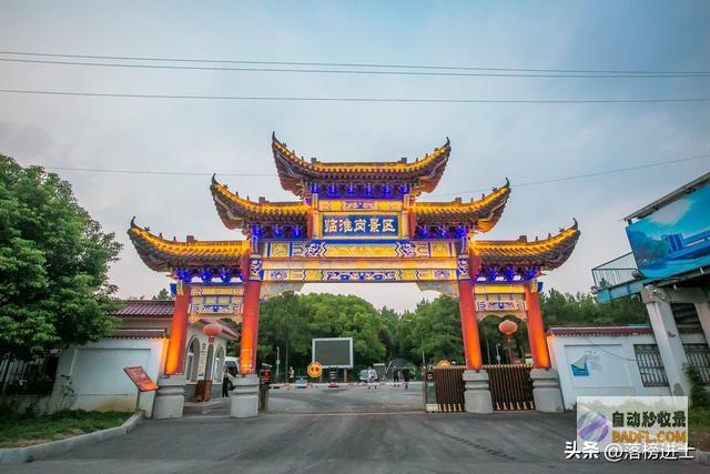 安徽亳州一临街小吃店出现大火 又一突发事情 现场太可怕了 (安徽亳州临近城市)