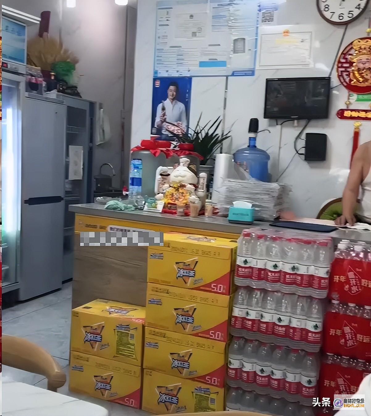 店家以糜费食物为由不让走闹大了男性15元自