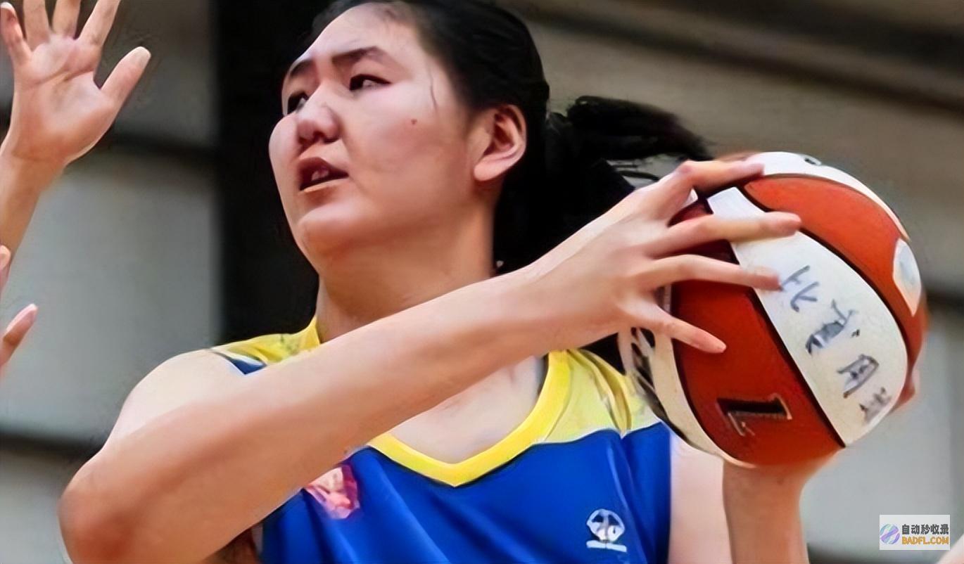 三连胜出线44分中国U18女篮击败日本女版姚明连