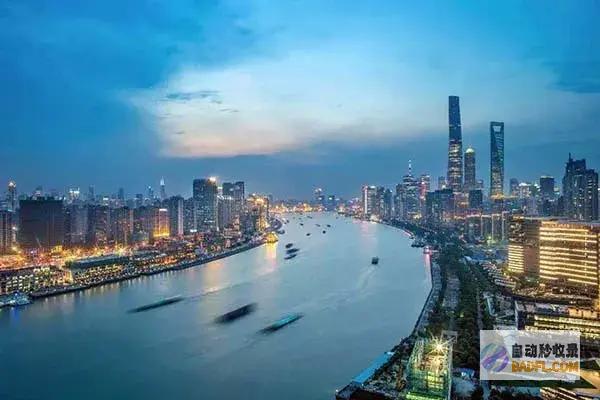 威望人士的预测泄漏了四个信号2025房价暴跌还真