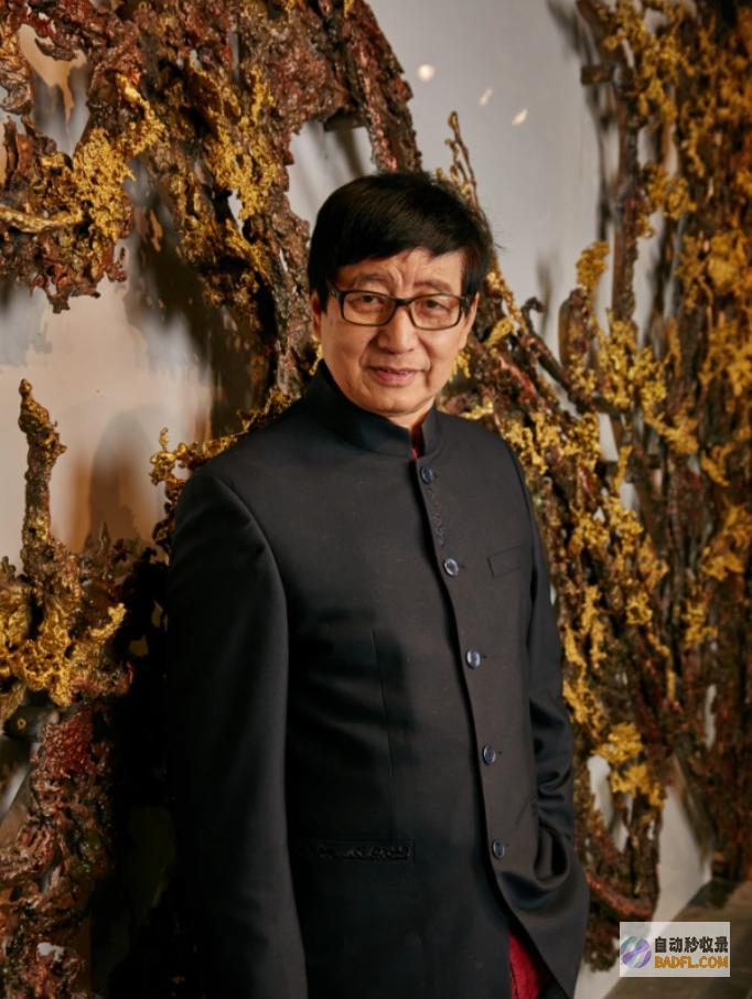 高考700分爷爷修的雷峰塔出校门被豪车接送父亲