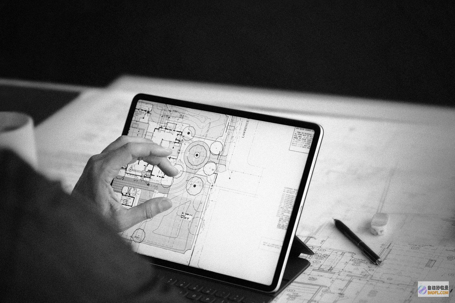 ipad可以用mj绘图软件吗 (ipad可以制作ppt吗)