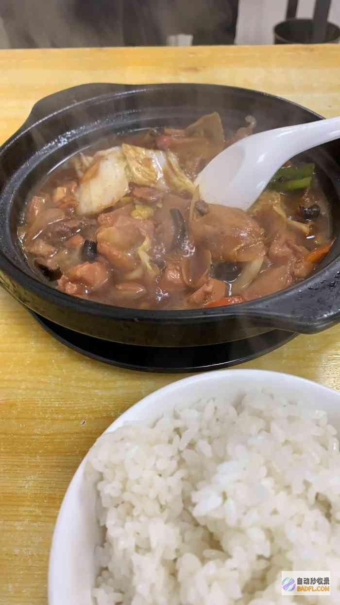 关店29万家沙县的死对头被逼上死路年轻人正在逐