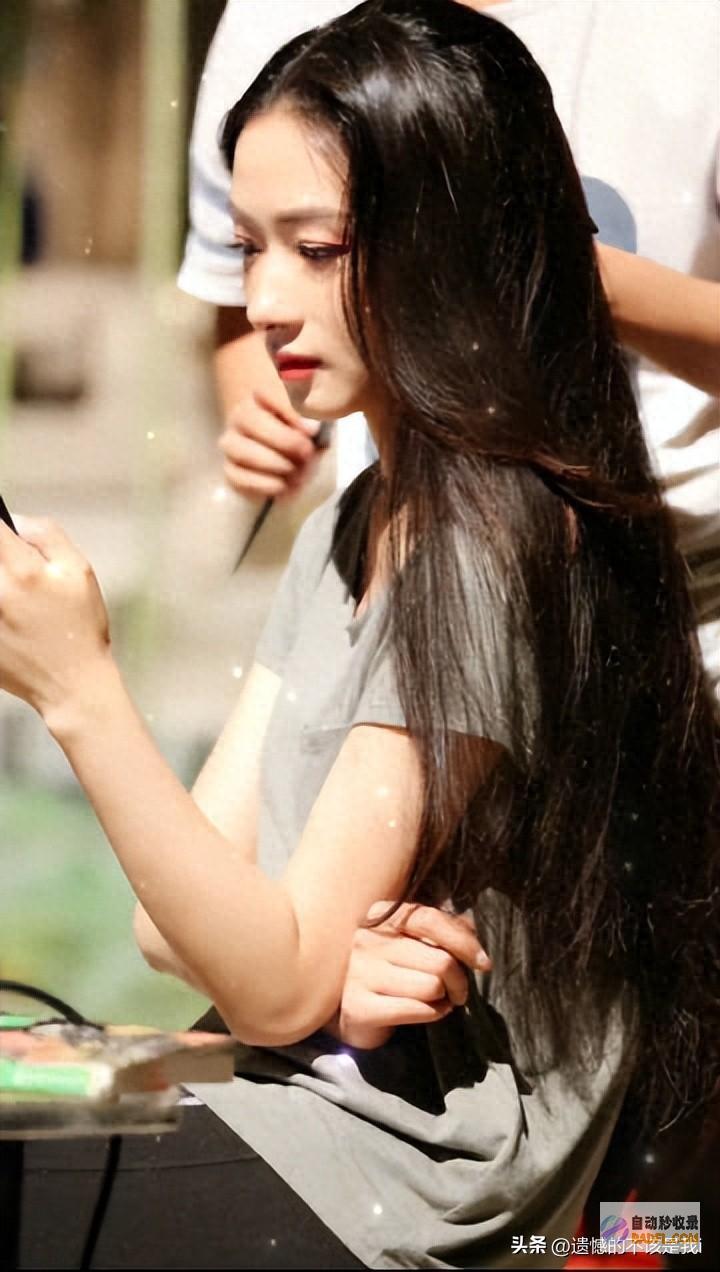万茜老公拍的 不如说她美得连座机都能出大片！ (万茜老公拍的照片)