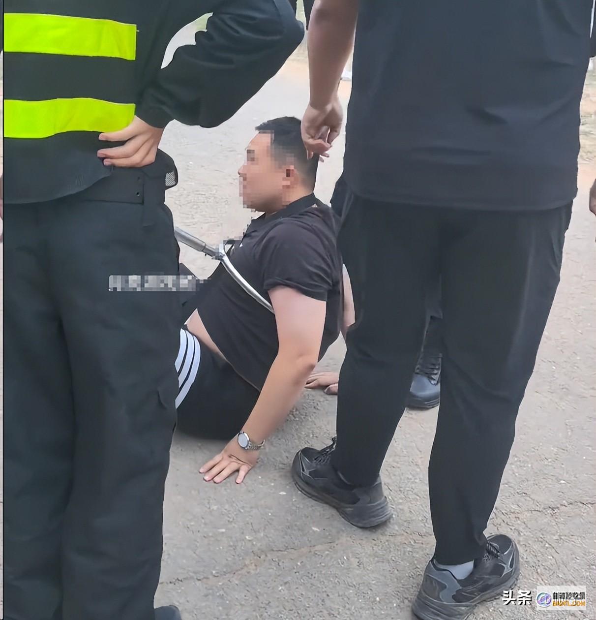 扔矿泉水泄愤王婆说媒女子对王婆布置不满事大了