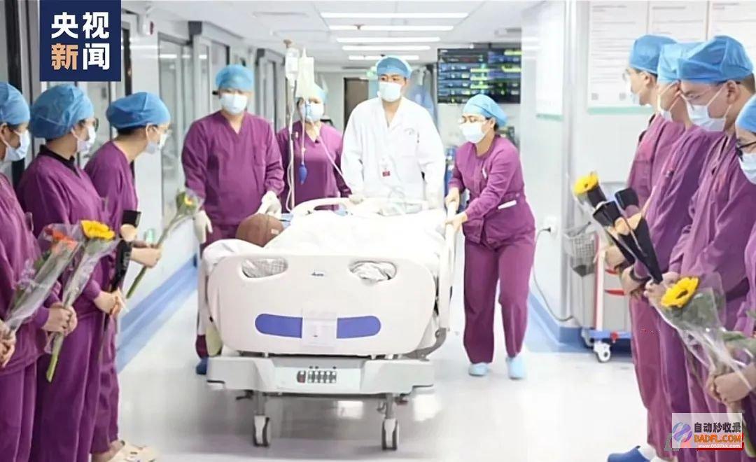 浙江 父母泪流满面说 三年给你补课花了68万 女生高考389分 (浙江一父亲)
