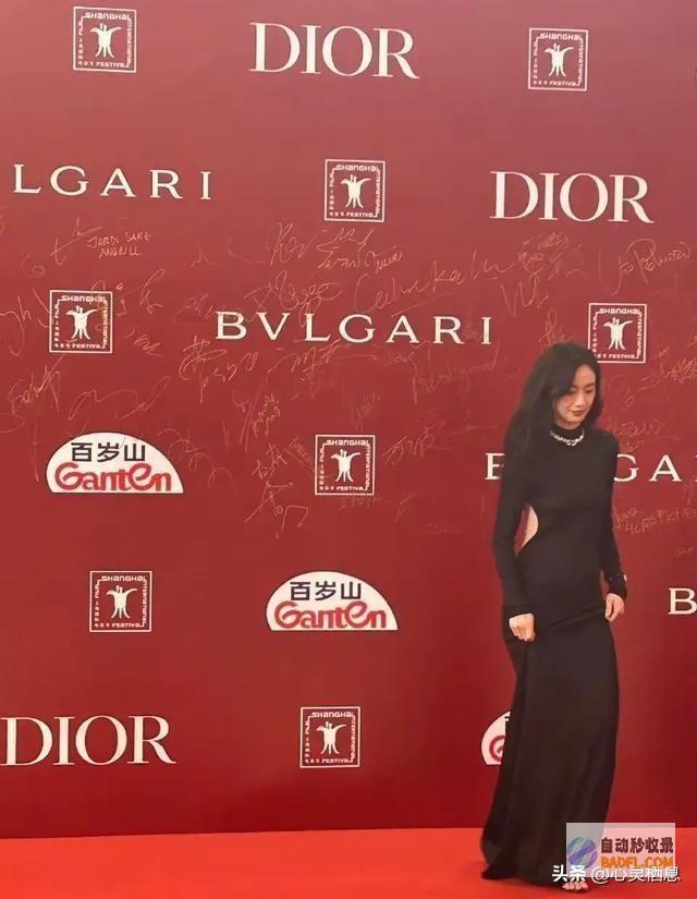 嘴真损李梦真空现身电影节秒杀众女星眼珠子都掉