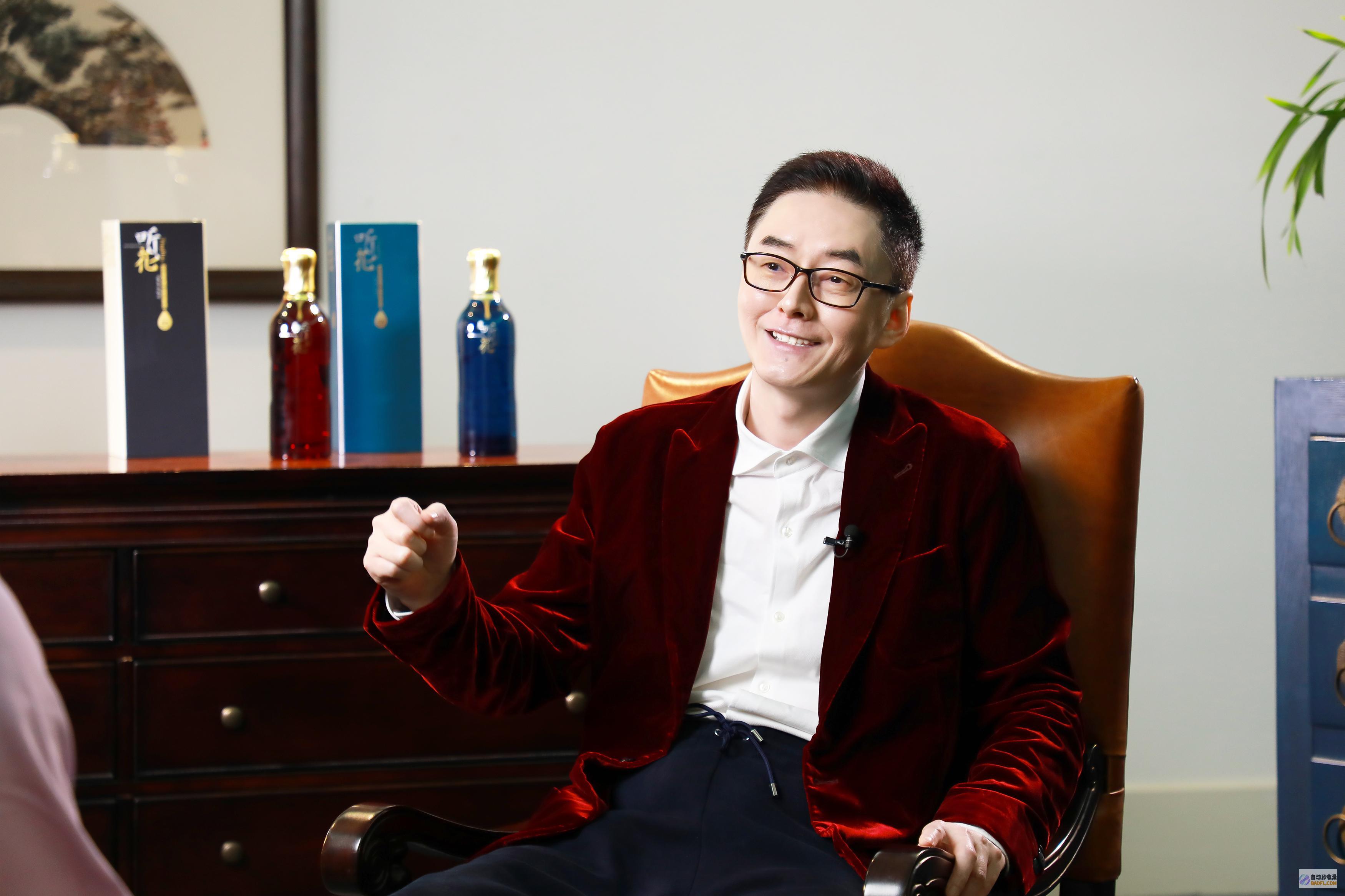 笑麻了！00后三甲医院护士晒上班两年变动 评论区网友纷繁破防 (皇马19岁天才居勒尔笑麻了)