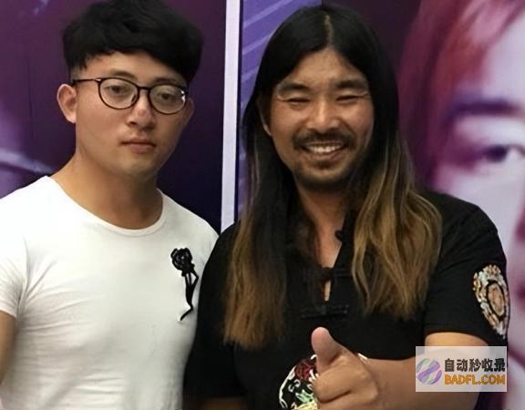 表情痛苦称没有了面筋哥肝癌病危发声求救抢