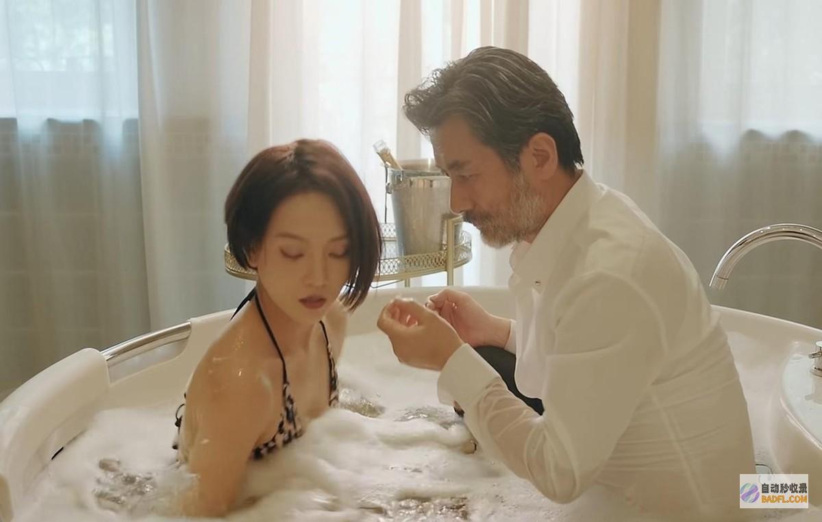 演出了一出教科书式的这一次性丢弃性感的徐冬冬