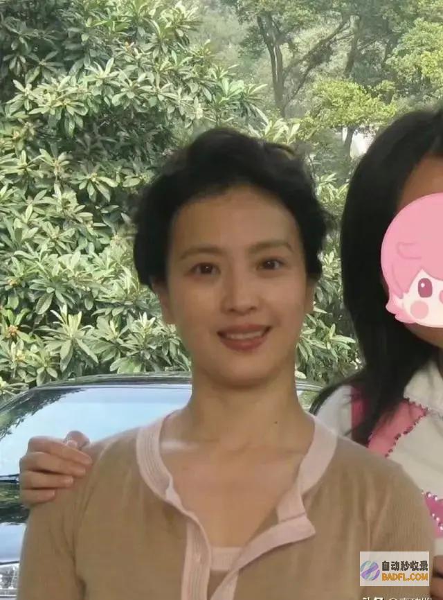离婚后谋求者有数刘亦菲妈妈才是真的黄亦玫