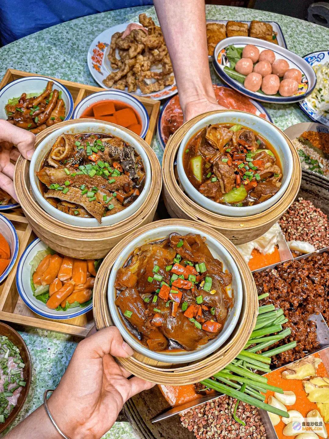 与辉同行重庆宣传片一出各地文旅生动的像假号流