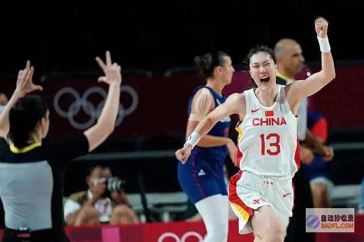 女篮热身82女篮热身赛直播