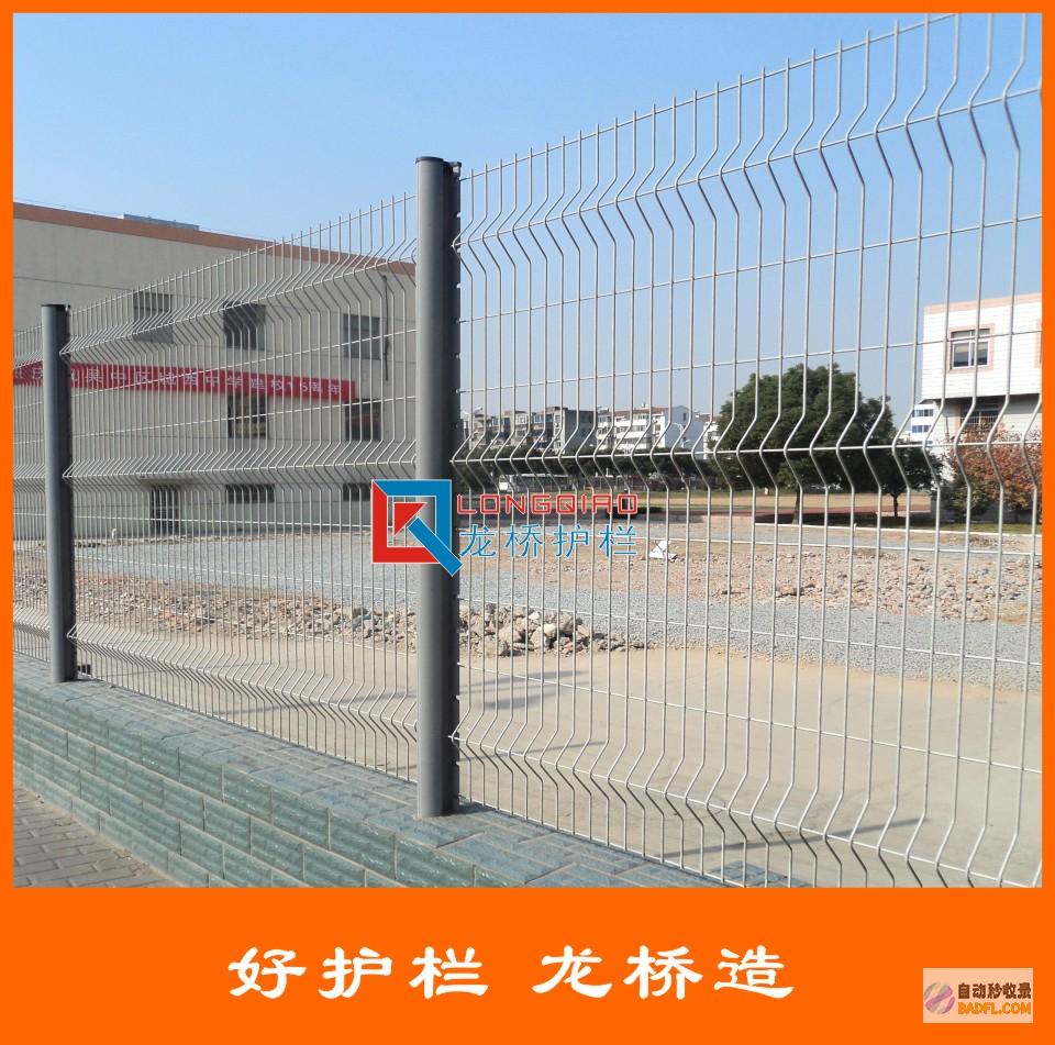 定制的学校网站：展示您学校的独特价值主张 (如何在网上定制校服)