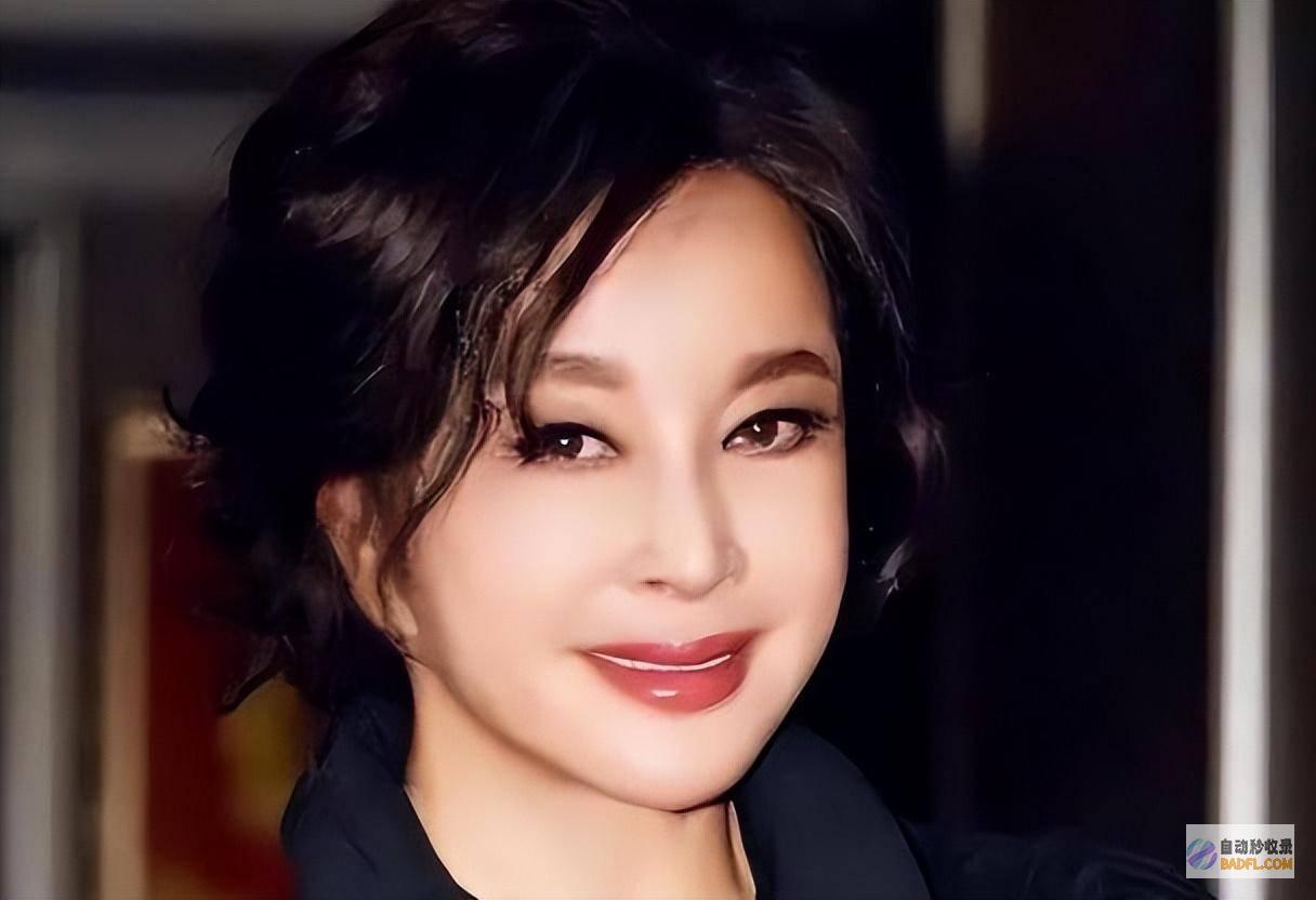 自称演二三十岁没疑问评论区炸锅了74岁刘晓庆想