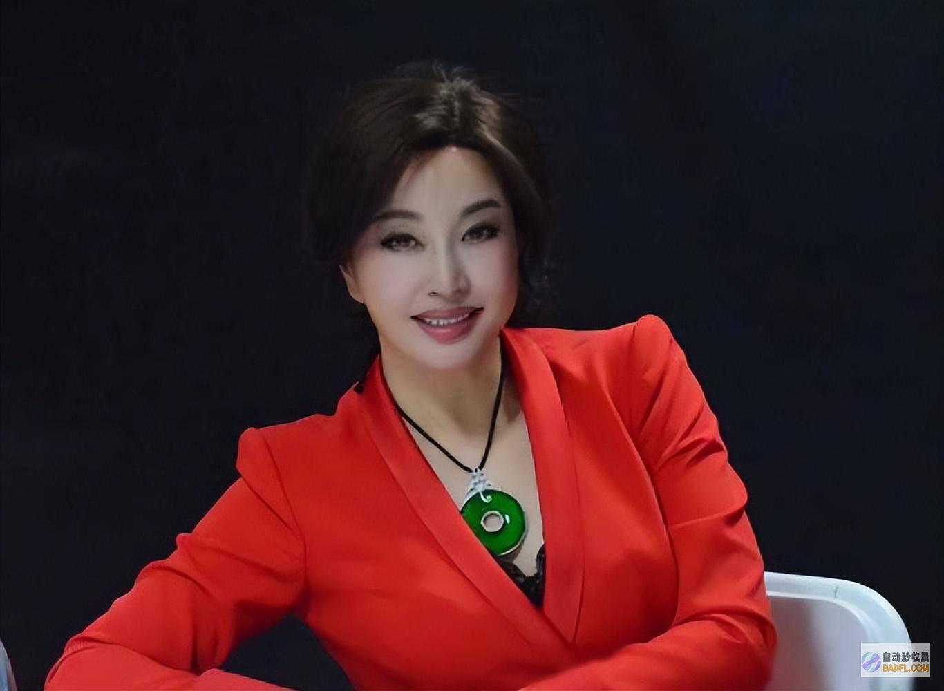 自称演二三十岁没疑问评论区炸锅了74岁刘晓庆想