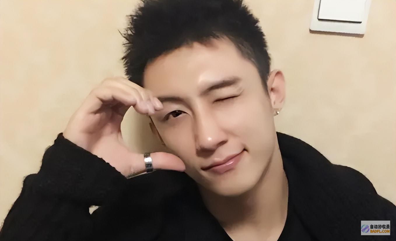 不然截屏你现女友黄景瑜又被前妻撕了王雨馨喊话