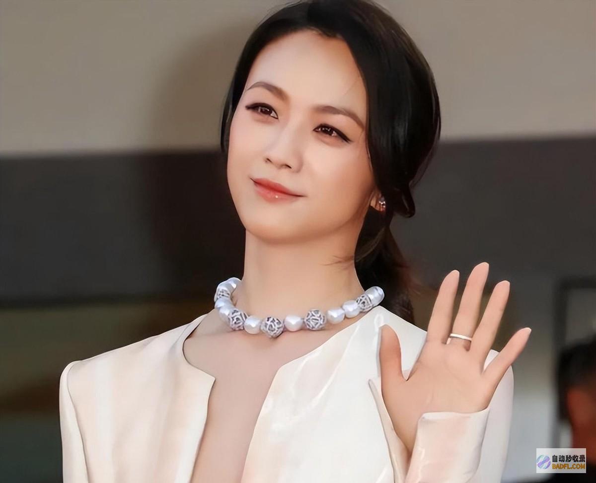 我才终于明确看了44岁汤唯的处境当年金星那番话