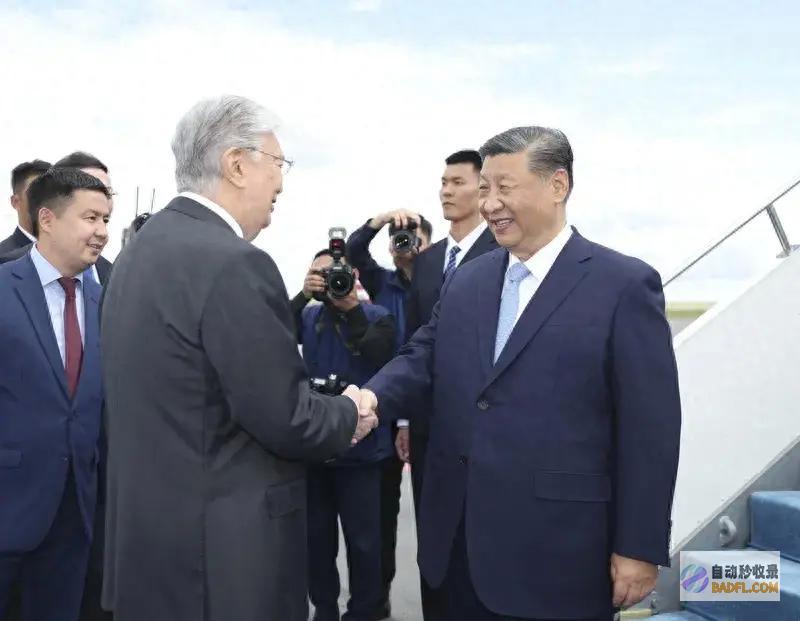 习近平达到阿斯塔纳缺席上海协作组织成员国元首理事会第二十四次会议并对哈萨克斯坦启动国事访问