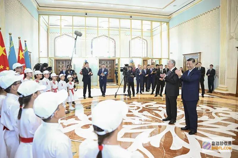 习近平达到阿斯塔纳缺席上海协作组织成员国元首