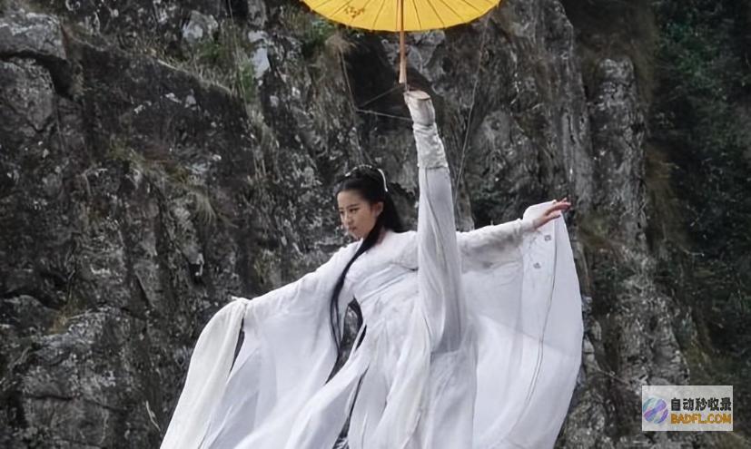 面前的痛谁懂刘亦菲穿粉公主裙吊威亚照曝光你认