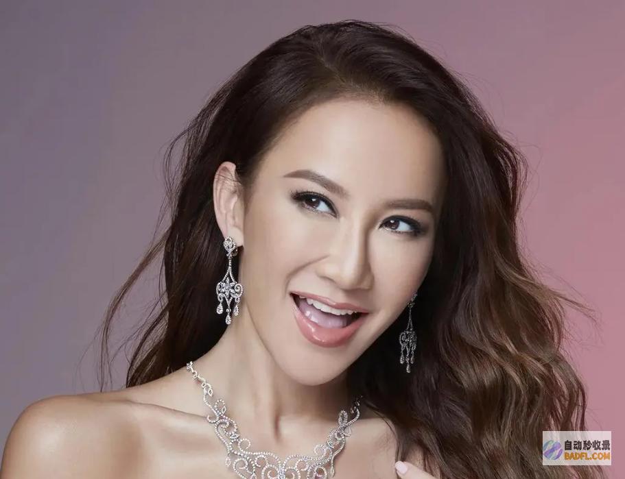 回应来了雕像开幕惹众怒网友炮轰她算老