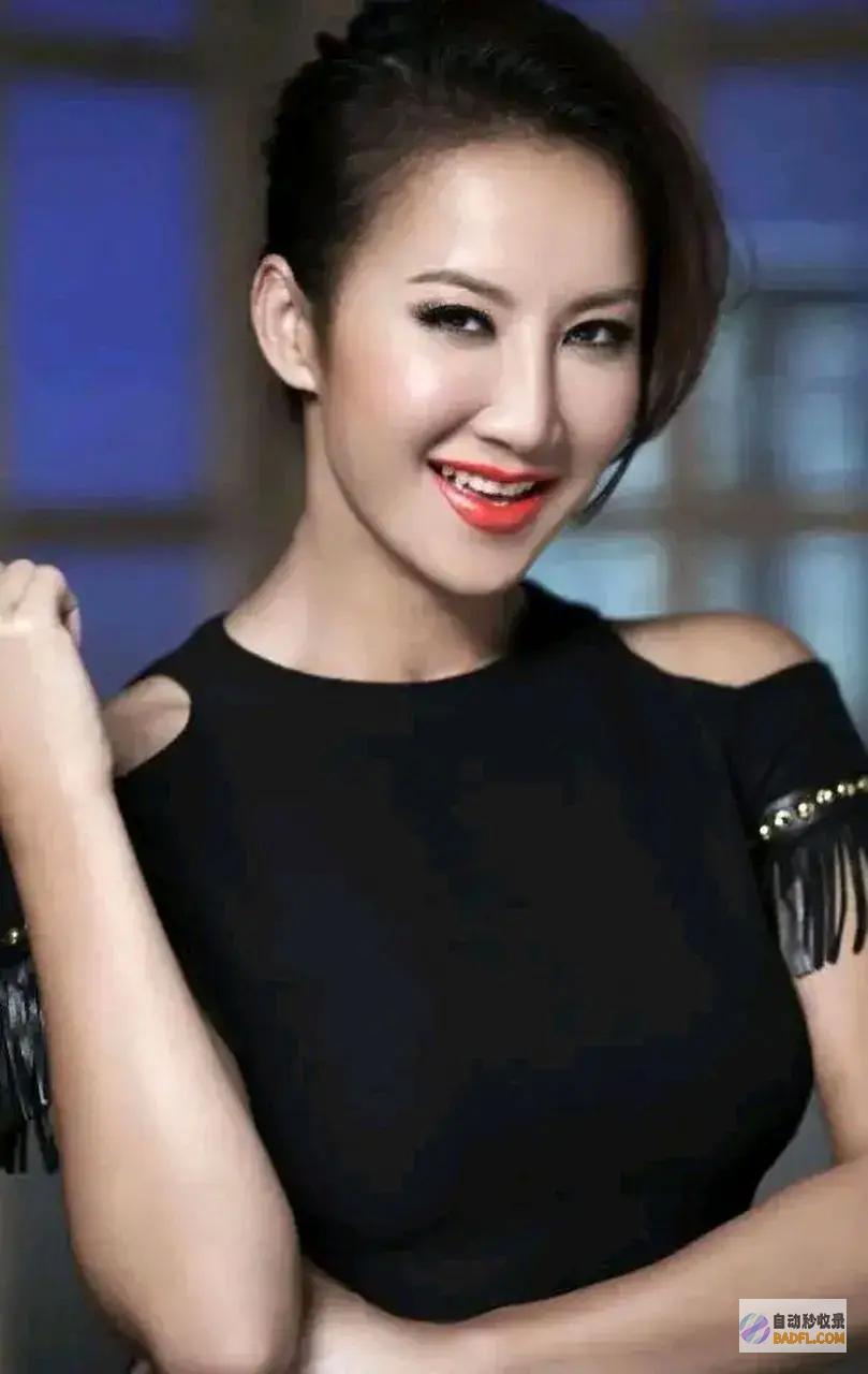 网友quot求开麦一同唱amp穿梭次元壁李玟虚构演