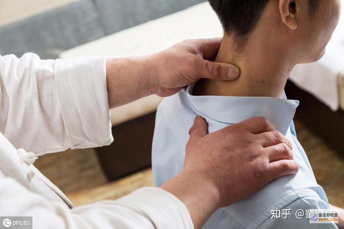 颈椎病治疗偏方的终极指南：缓解疼痛和恢复活动能力 (颈椎病治疗偏方大全)