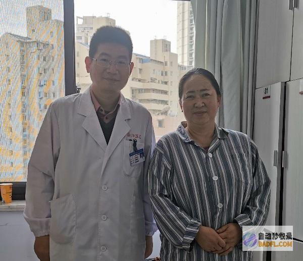 上海医生偷拍女患者全裸画面！ 麻醉下的阴影 (上海医生照片)